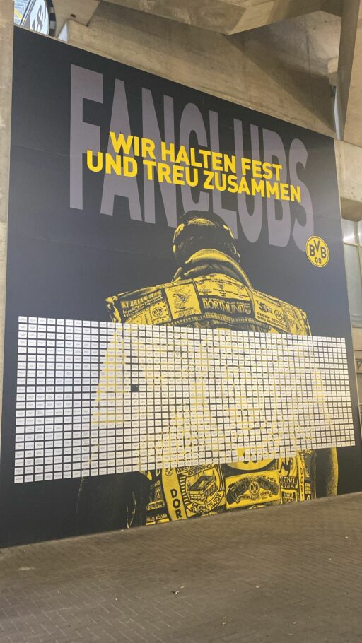 Fan-Wand mit den Busborussen