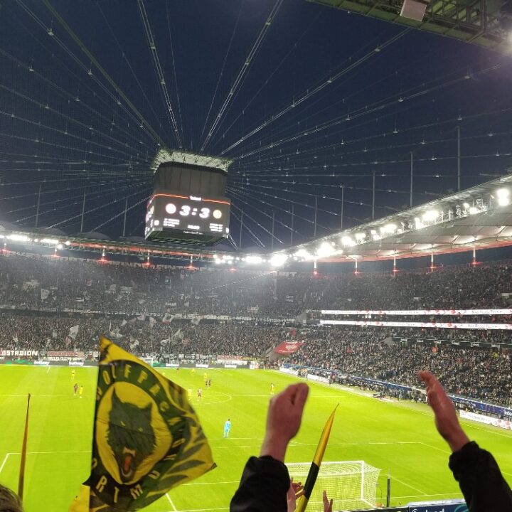 Sonntags im Regen nach Frankfurt